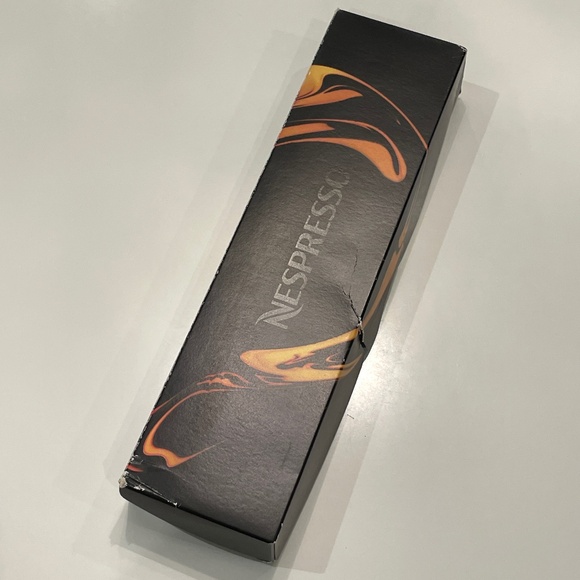 Nespresso Versilo Coffee Pod Dispenser - Includes 13 Pods! - Picture 7 of 10